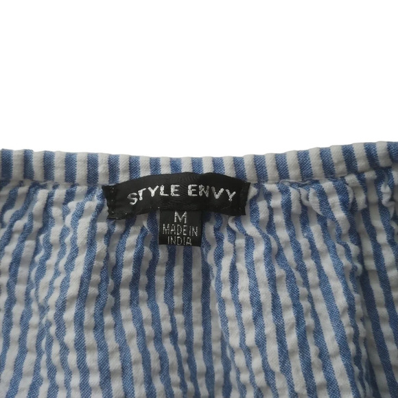 Style Envy Striped Blue/White Seersucker Off-The-Shoulder Blouse Lace Ruffle M - Picture 6 of 7